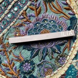 ILIA Micro Tip Brow Pencil - taupe new in box iconic Birkenstock